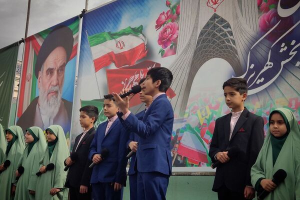 حماسه حضور مردم غیور باقرشهر و کهریزک در راهپیمایی ۲۲بهمن