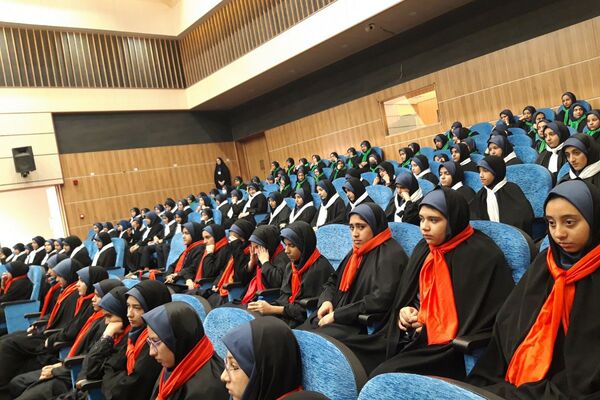 یادواره شهدای جنگ دوازده روزه در سالن ارشاد اسلامی شهرستان قدس