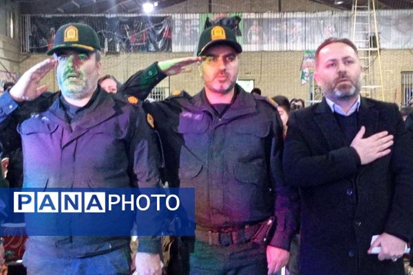 جشن باشکوه ایام الله دهه فجر در بهارستان‌دو