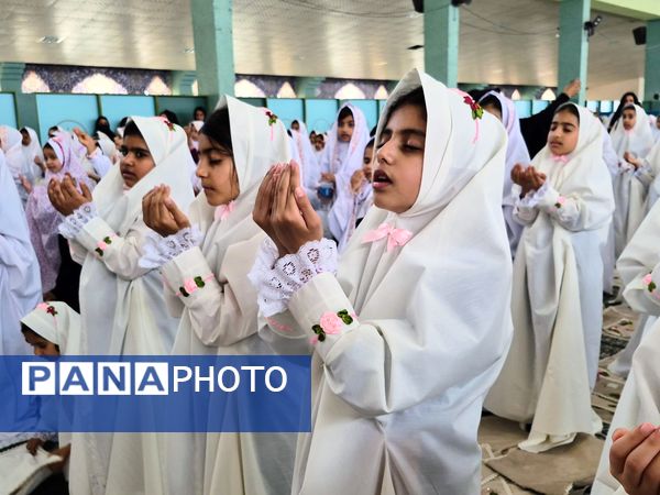 آیین سپیدپوشان؛ جشن تکلیف دختران عنبرآباد