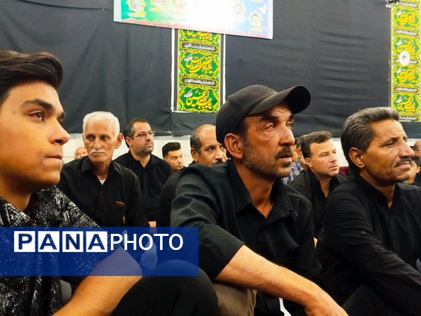 بازدید رئیس شورای شهر و امام جمعه کاشمر از حسینیه حسینی روستای قوژد