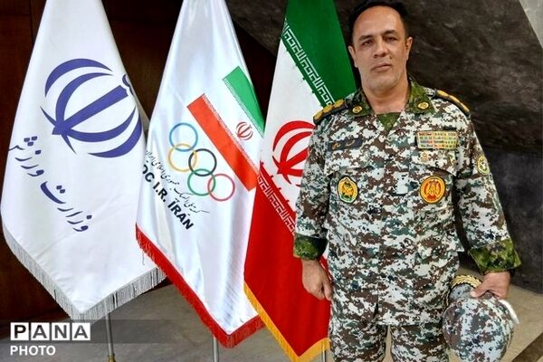 لباس سربازی وطن سالانه برتن 200 قهرمان ورزشی در پدافند هوایی ارتش/ برگزاری المپیادها، ابتکار آموزش و پرورش در بحث کشف نوابغ ورزش