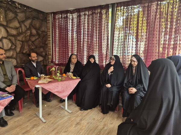 هفته ماها، فرصتی برای درخشش استعدادهای هنری دانش‌آموزان دبیرستان شهید همت