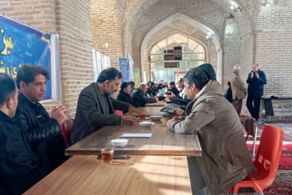 میز خدمت هفته دوم بهمن ماه در نیشابور 