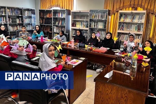 کارگاه «خلاقیت و شادی با اوریگامی» در پژوهش‌سرای دانش‌آموزی کاوش کهریزک 
