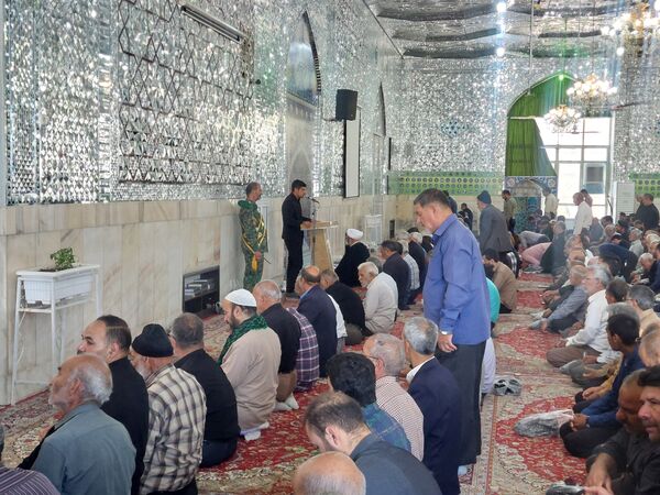 نماز جمعه در کاشمر 