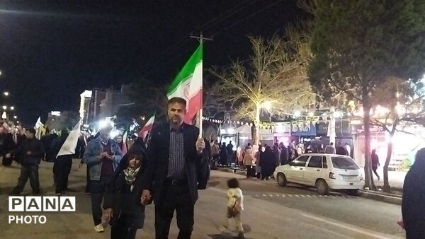 بلوار فضل میزبان عاشقان وطن شد 