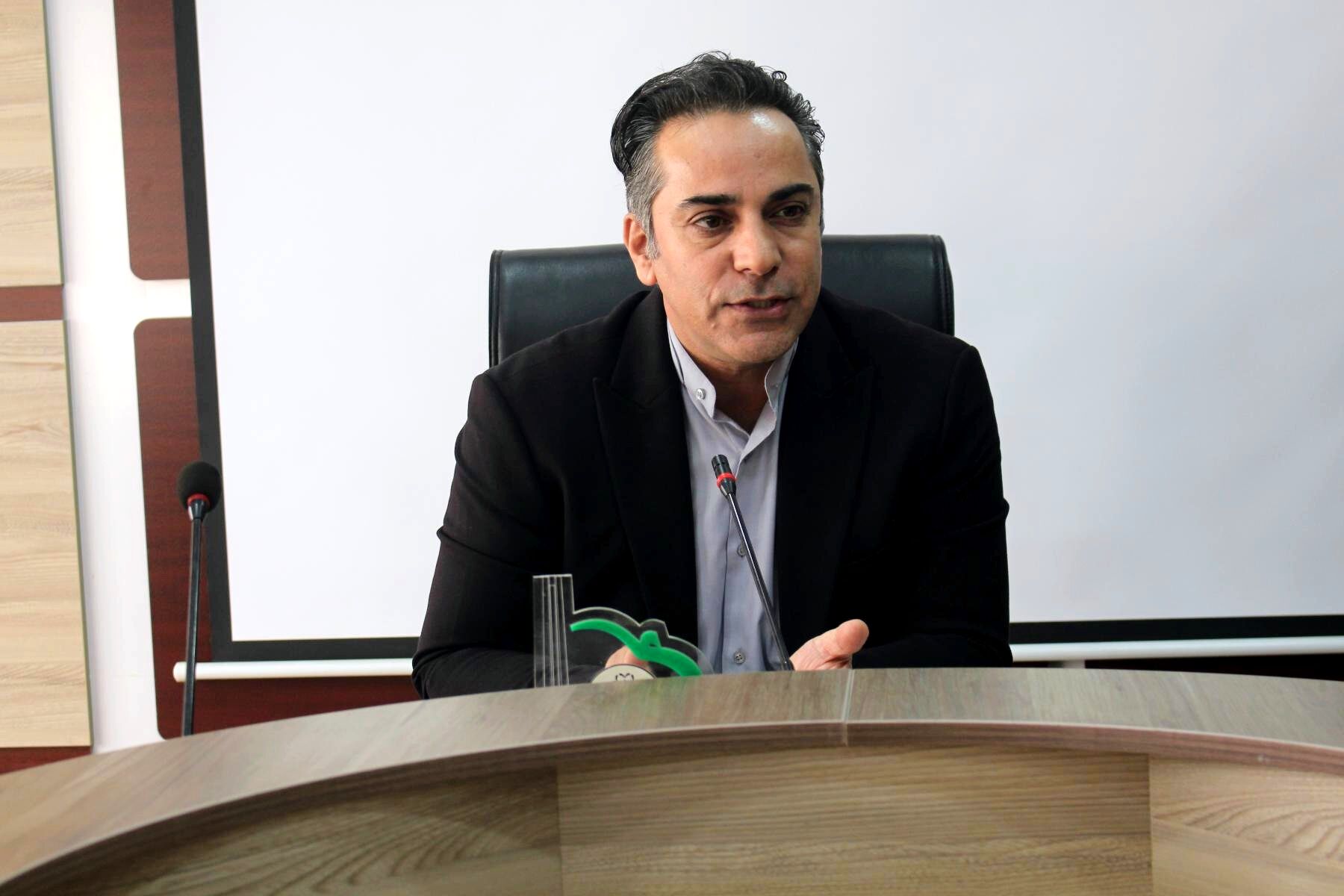 نظارت موثر بر فرآیندهای آموزشی از وظایف مدیران و‌ معاونین اجرایی مدارس است