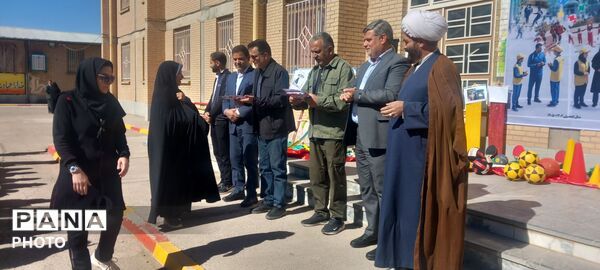 انتخابات انجمن ورزشی دبیرستان کوثر 