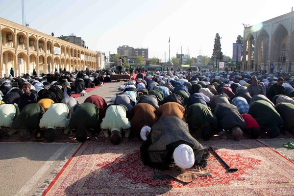 اقامه نماز عید فطر در یزد