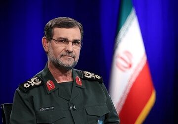 ملت ایران ‌سدّی استوار در برابر فتنه‌ها و دسیسه‌های دشمنان هستند