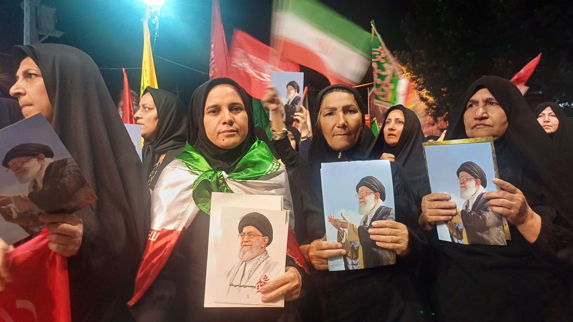 خونخواهی رهبر شهید در تجمعات شبانه مردم کوهدشت؛ حمایتی دوباره از آرمان‌های انقلاب