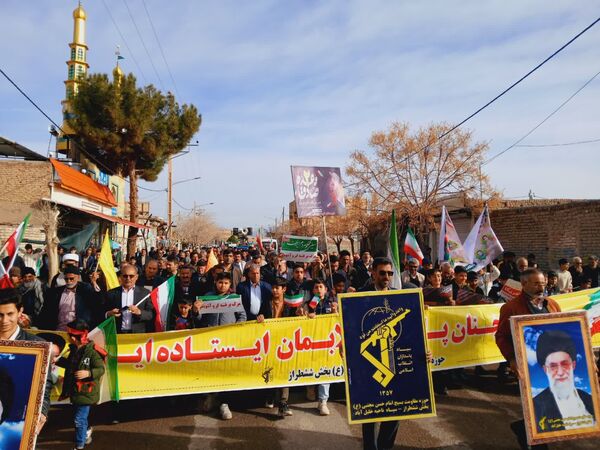 حضور باشکوه مردم کندر در راهپیمایی ۲۲ بهمن