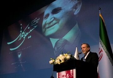عراقچی: قدردانی از کلانی احترام به غرور یک ملت است/ ویزای جام جهانی را پیگیری می‎‌کنیم