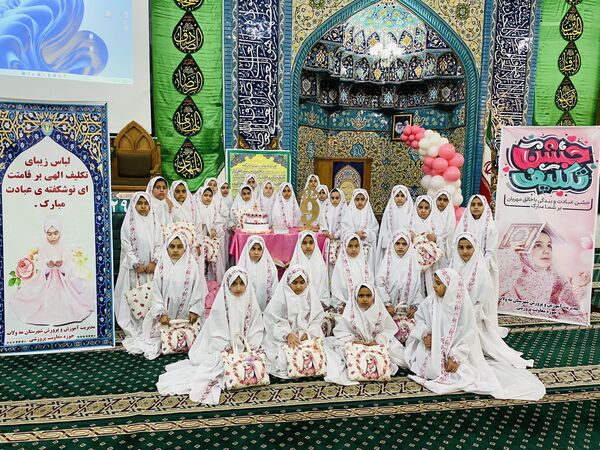 جشن تکلیف متمرکز مدارس شهرستان مه ولات
