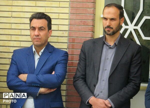 راسم تودیع و معارفه مدیر جدید دبیرستان نمونه شهید آیت‌الله خامنه‌ای