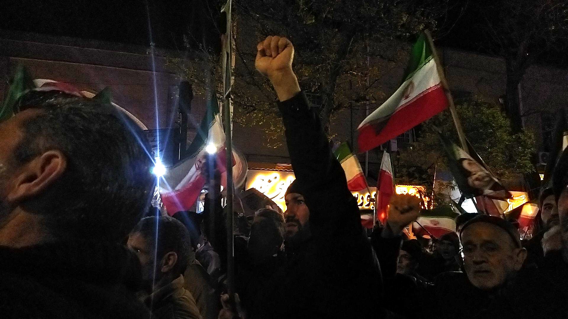 حسینیه امام نیشابور ، میعادگاه عاشقان وطن 