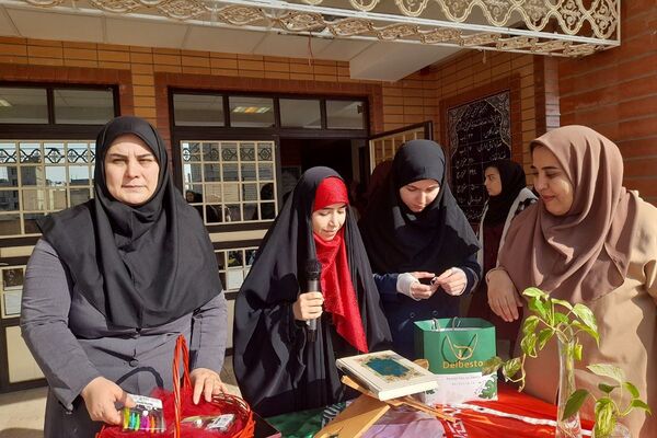  آیین گرامیداشت میلاد حضرت فاطمه(س) و روز مادر در مدارس شهرستان ملارد
