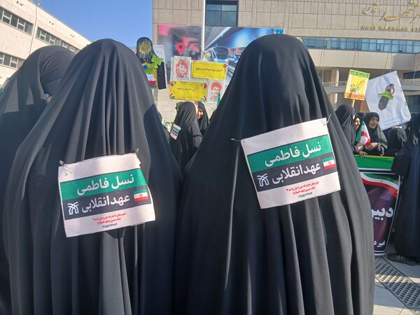 ۱۳ آبان،  روز آشکار ساختن ناتوانی استکبار 