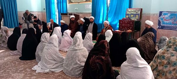 بازدید امام جمعه خلیل آباد از معتکفین مسجد جامع روستای نقاب