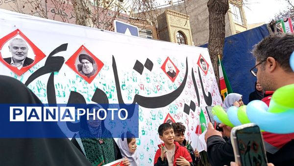 راهپیمایی یوم الله ۲۲ بهمن ماه امسال پررنگ تر از همیشه در شهر نیشابور 