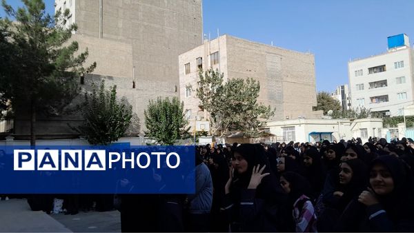 آغاز مهر با حضور خادمین حرم امام رضا(ع) در مدرسه عباسقلی رهگذر شهریار