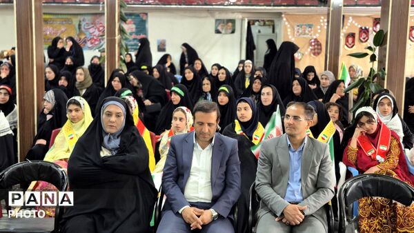 شکوه حضور دختران در روز دختر