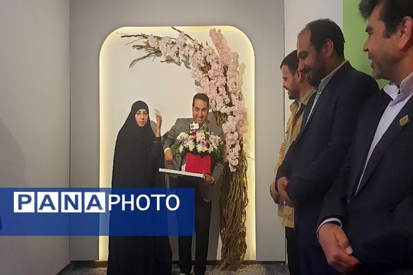 افتتاحیه کافه دخترونه در کانون فرهنگی پانزده خرداد مشهد