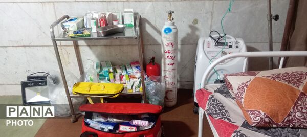 فعالیت پایگاه هلال احمر شهرستان رشتخوار در جوار امام زاده سیدمحمدعلوی