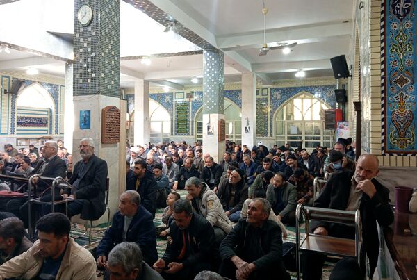 نماز جمعه‌ای که در آن شعار «مرگ بر آمریکا» طنین‌انداز شد