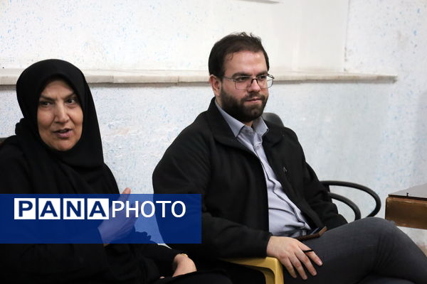 نشست صمیمانه قائم مقام سازمان دانش آموزی با رؤسای سازمان دانش‌آموزی استان کرمان