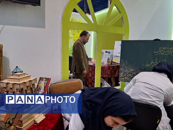 روز سوم از نمایشگاه پژوهش و فناوری در مشهد
