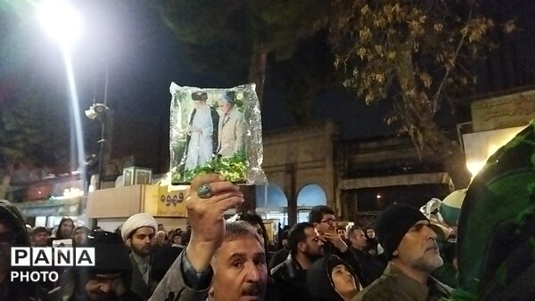 قاب هایی از حضورـ۳