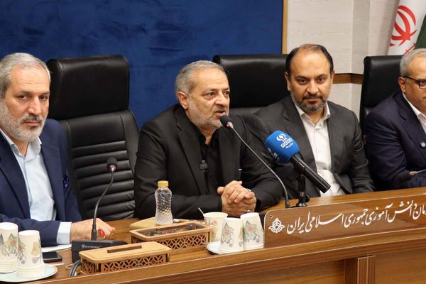 گرامیداشت روز خبرنگار در سازمان دانش‌آموزی؛ تجلیل از خبرنگاران دانش‌آموز پانا شهرستانهای تهران با حضور وزیر آموزش و پرورش