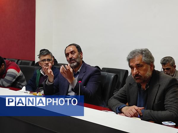  نشست خبری رئیس شورای شهر اصفهان با خبرنگاران