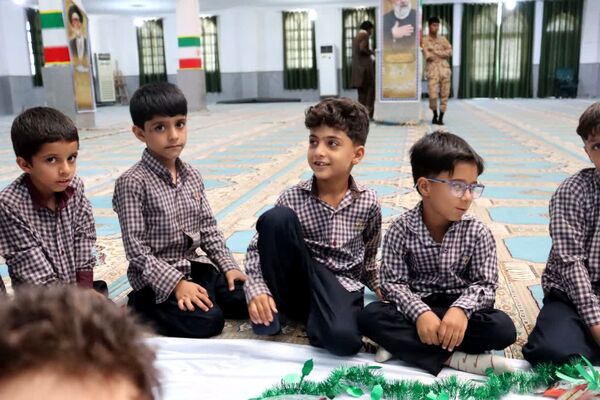 جشن بزرگ قرآن کلاس اولی‌ها در قلعه‌گنج