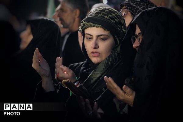 مردم گرگان همچنان در سنگر خیابان