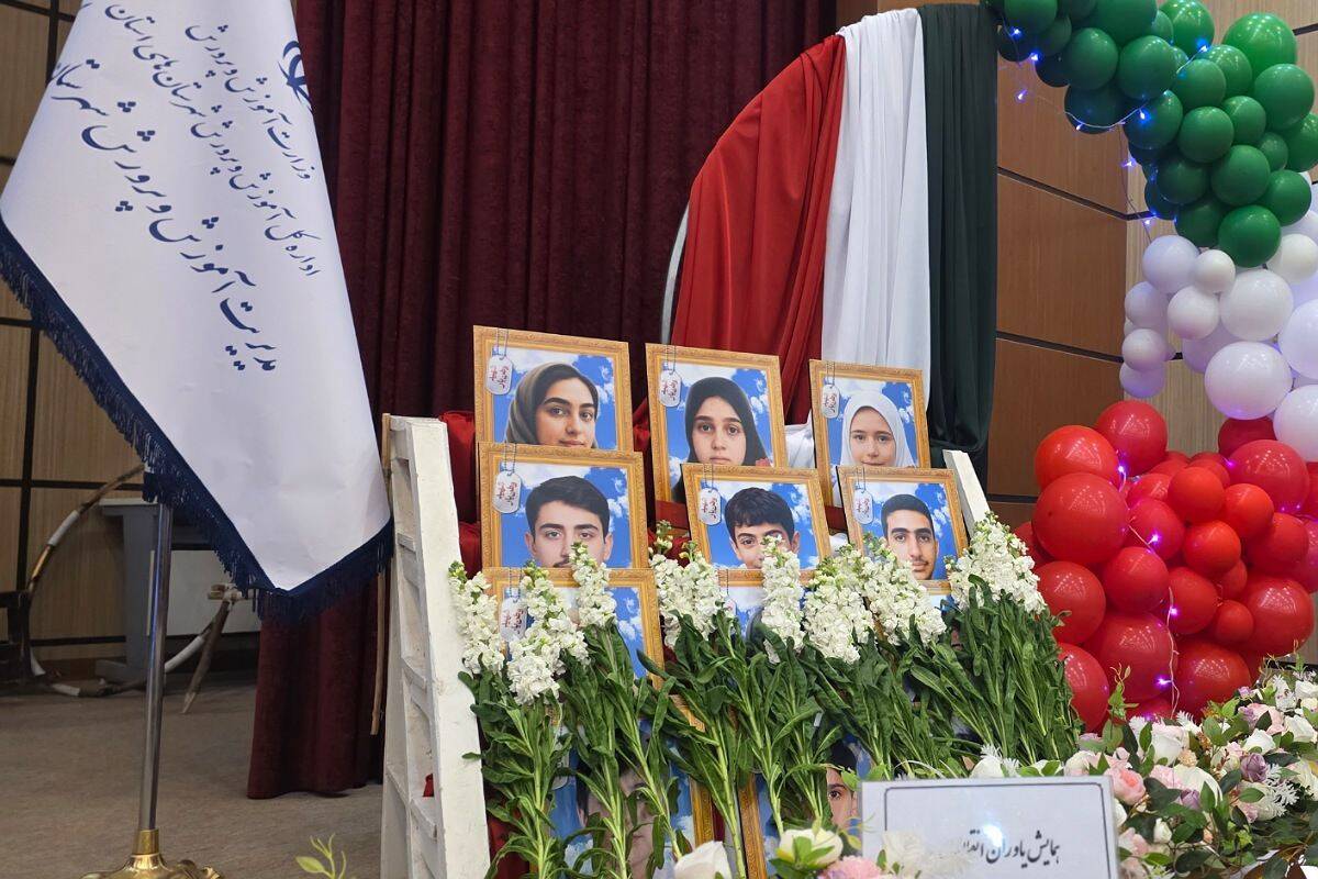  همایش یاوران انقلاب در اداره آموزش و پرورش رباط‌کریم