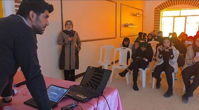 ترکیب آموزش و سرگرمی در اردوی یک‌روزه دانش‌آموزان آموزشگاه حجاب