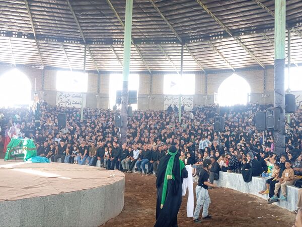 آیین سنتی شبیه خوانی اربعین حسینی در احمدآباد میانجلگه