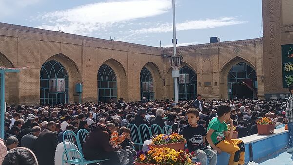 نماز جمعه در آخرین جمعه ماه رمضان در نیشابور 