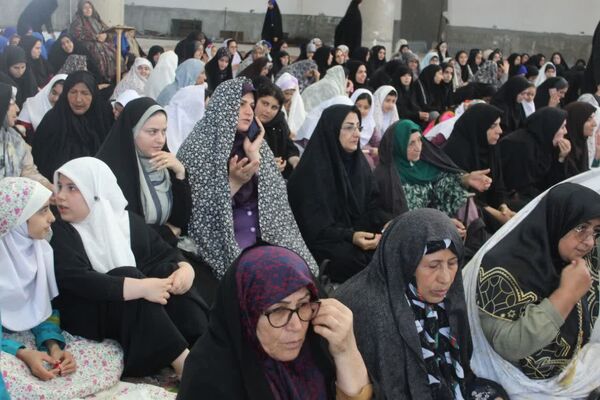 بزرگداشت مقام معلم در نماز جمعه گلوگاه 