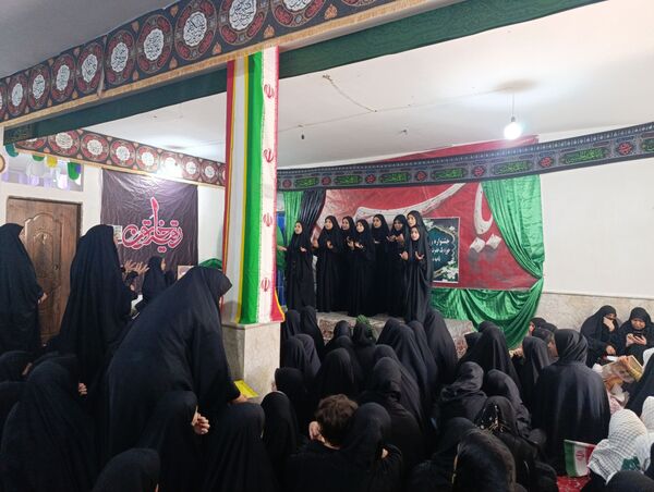 پاتوق مروارید در حسینیه ابوطالب (ع)