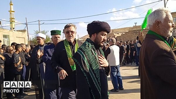 تشییع و تدفین شهید مصطفی حسینی در روستای سید آباد 