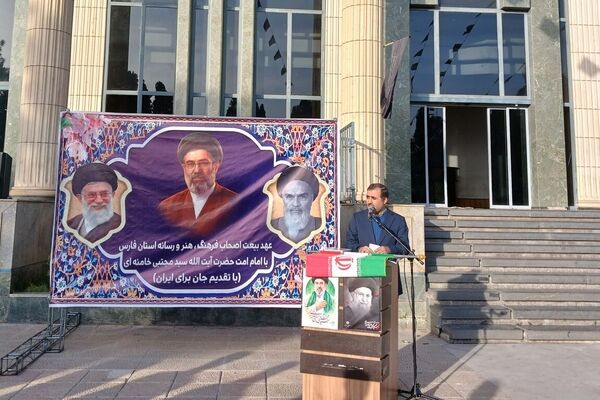 ذخایر استراتژیک کشور کافی است/ رسانه‌ها در خط مقدم مقابله با دروغ‌پراکنی دشمن