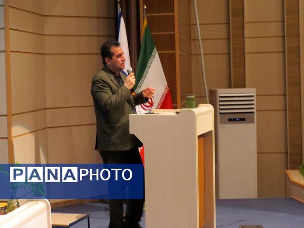 دیدار مشاور وزیر در امور زنان با دانشجویان دانشگاه فرهنگیان 