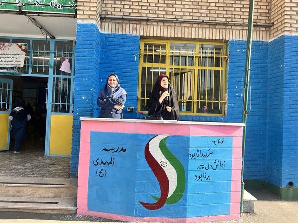 گرامیداشت سالروز شهادت شهید فهمیده در دبستان المهدی ناحیه 2 کرج 