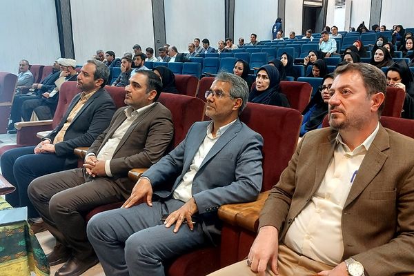 جلسه عمومی مدیران مدارس منطقه کهریزک 