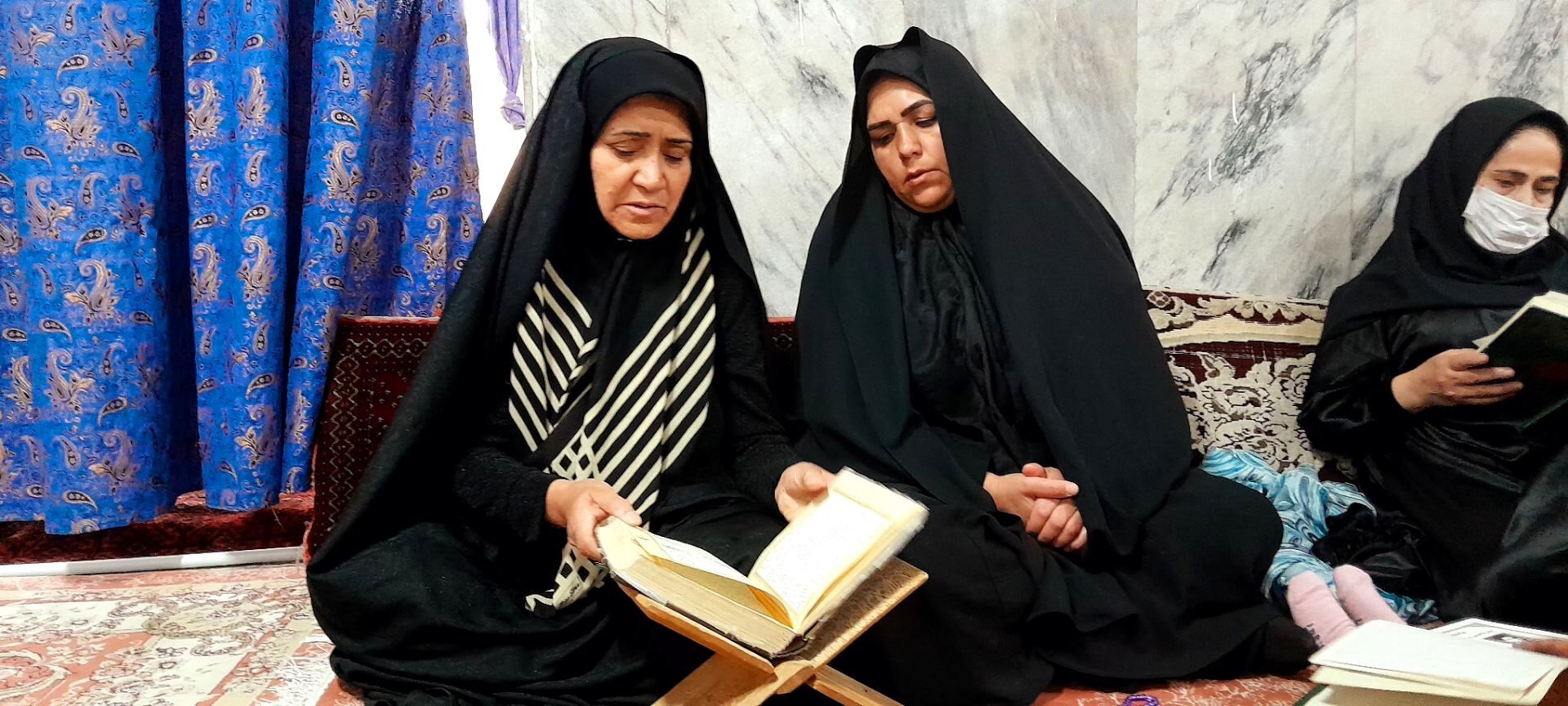قرائت سوره فتح و اقامه نماز جماعت در مسجد جامع شهربار نیشابور 