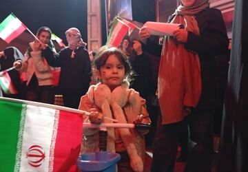 خروش ضدآمریکایی در مشهد؛ هفت تیر و هاشمیه صحنه اتحاد ملی